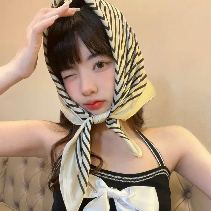 尘世女孩 海报